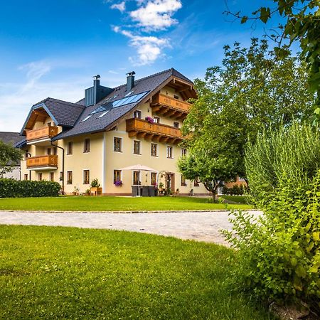 Landhaus Appartement Seidenwebergut Anif Bei Salzburg Niederalm Exterior photo