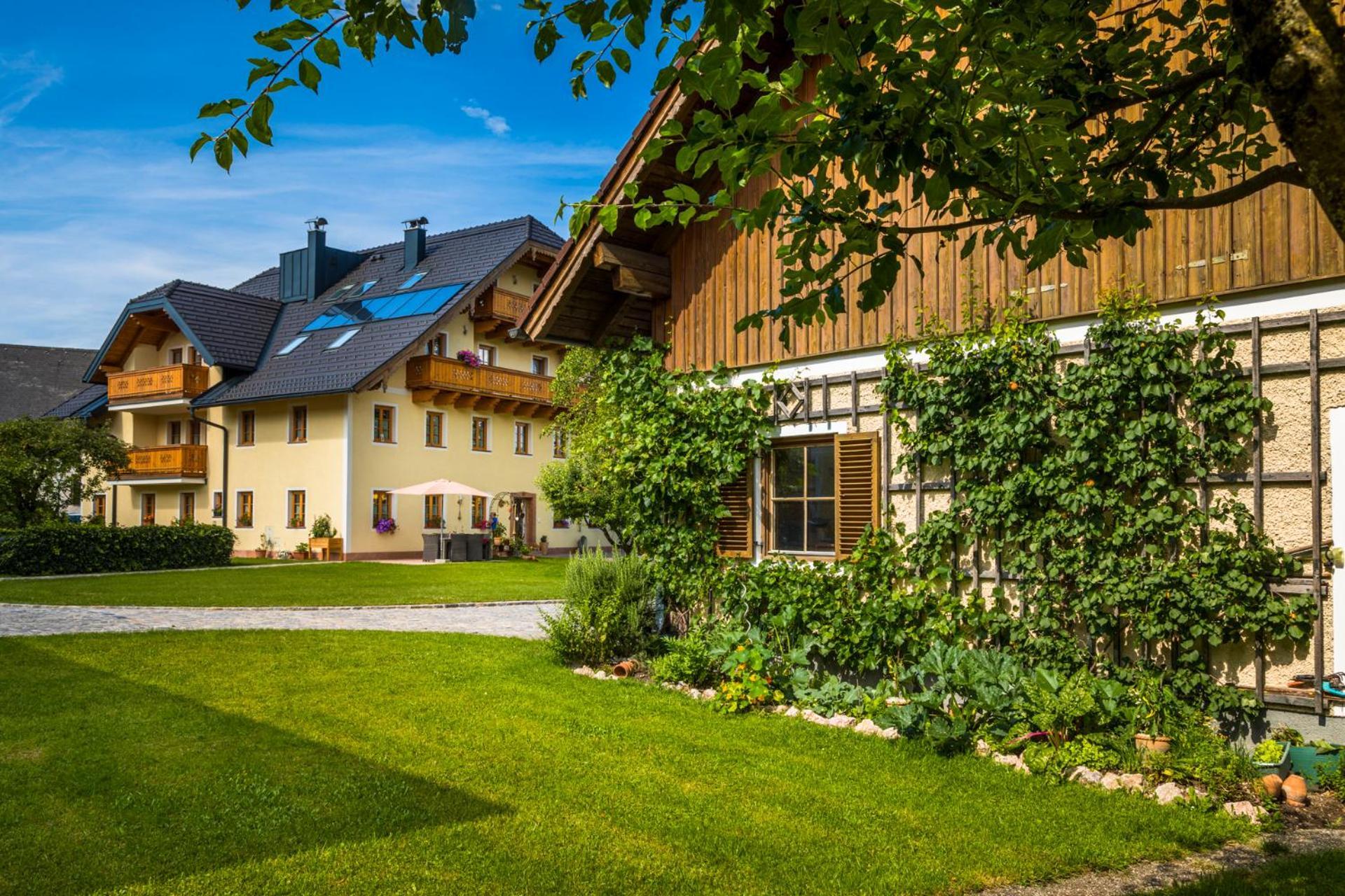 Landhaus Appartement Seidenwebergut Anif Bei Salzburg Niederalm Exterior photo